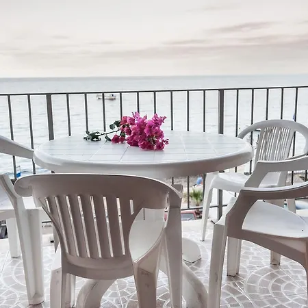 Apartment Eolcalandra Per Vacanza *