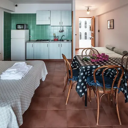 Apartment Eolcalandra Per Vacanza