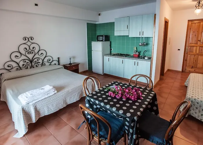 Apartment Eolcalandra Per Vacanza